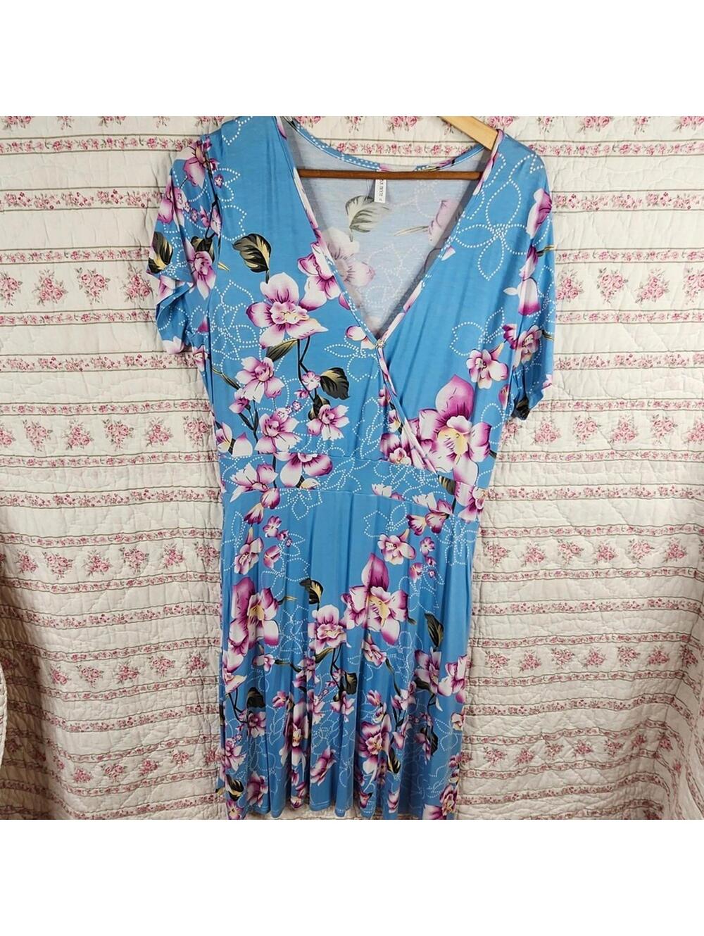 DB Moon Floral Dress Short Sleeve V-Neck Casual Blue Pink XL Soft Knit